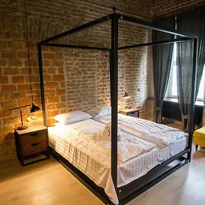 Hotel apartamentowy Pokój Typu, Lwów